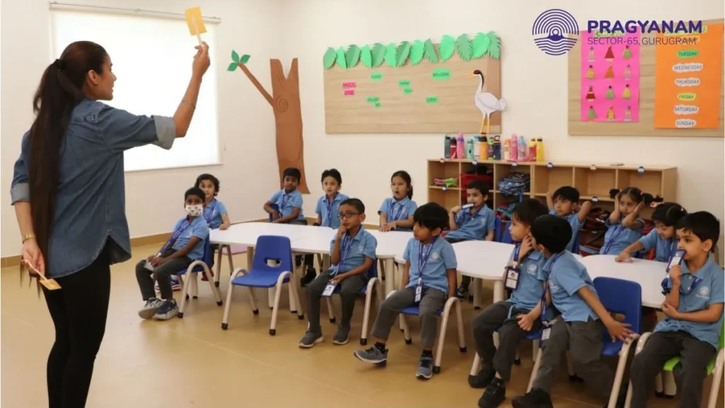 make short presentations about your teaching topics make short presentations about your teaching topics